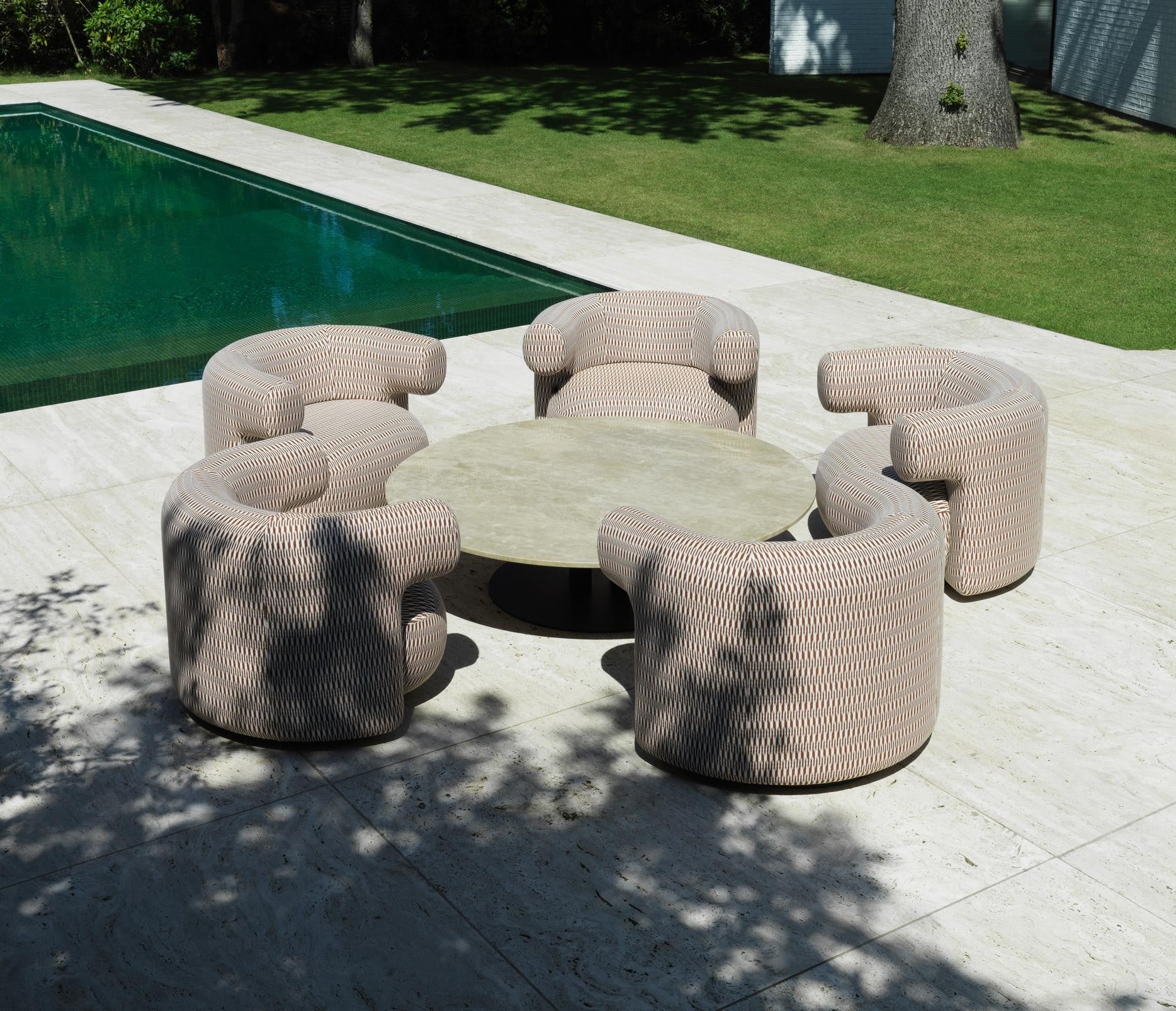Silla Lounge Exterior | Burra