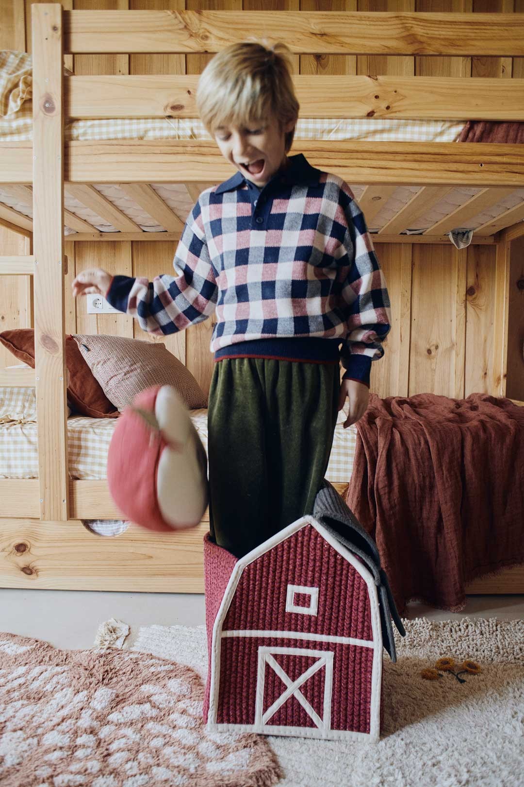 Cesta | Farm House