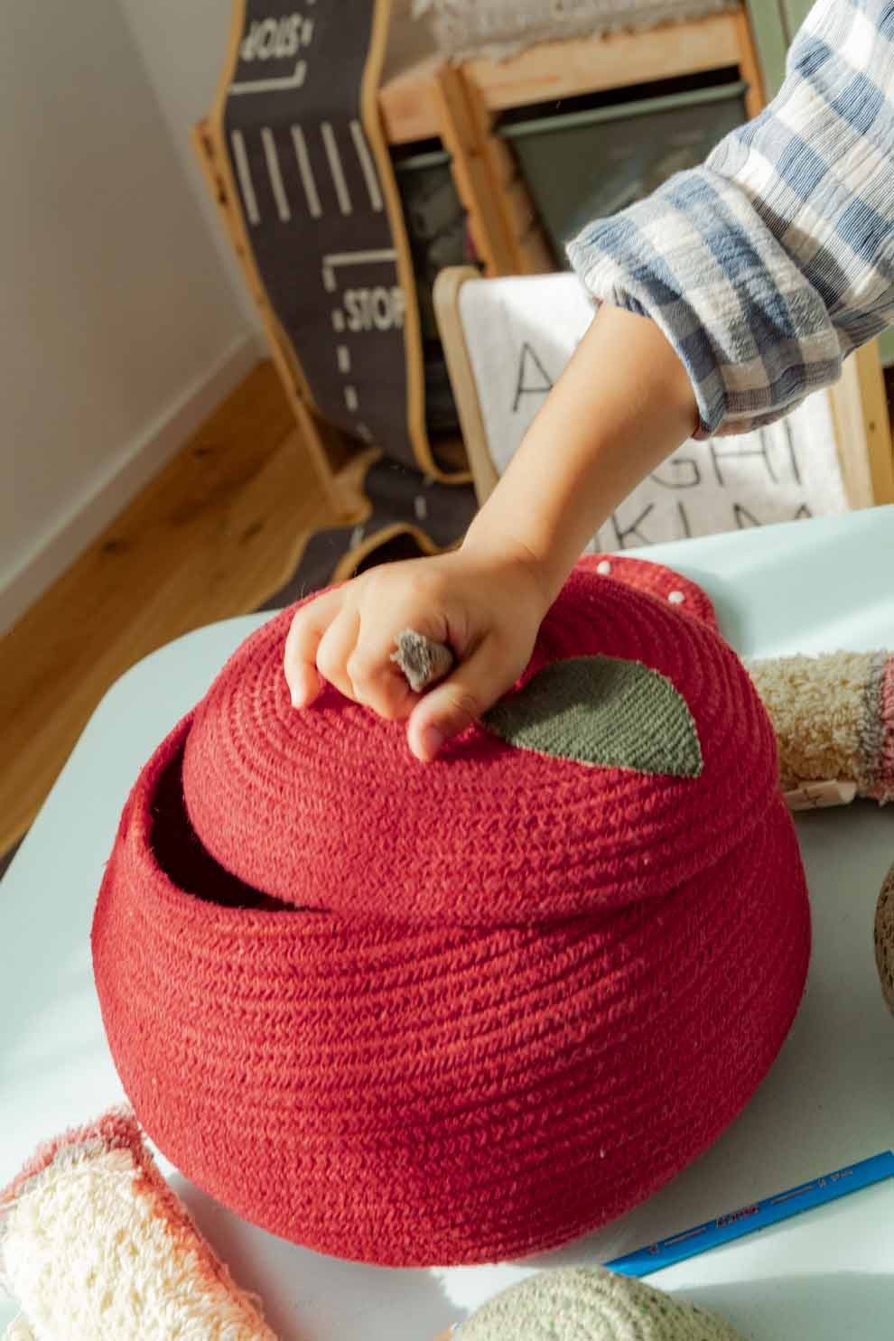 Cesta | Apple