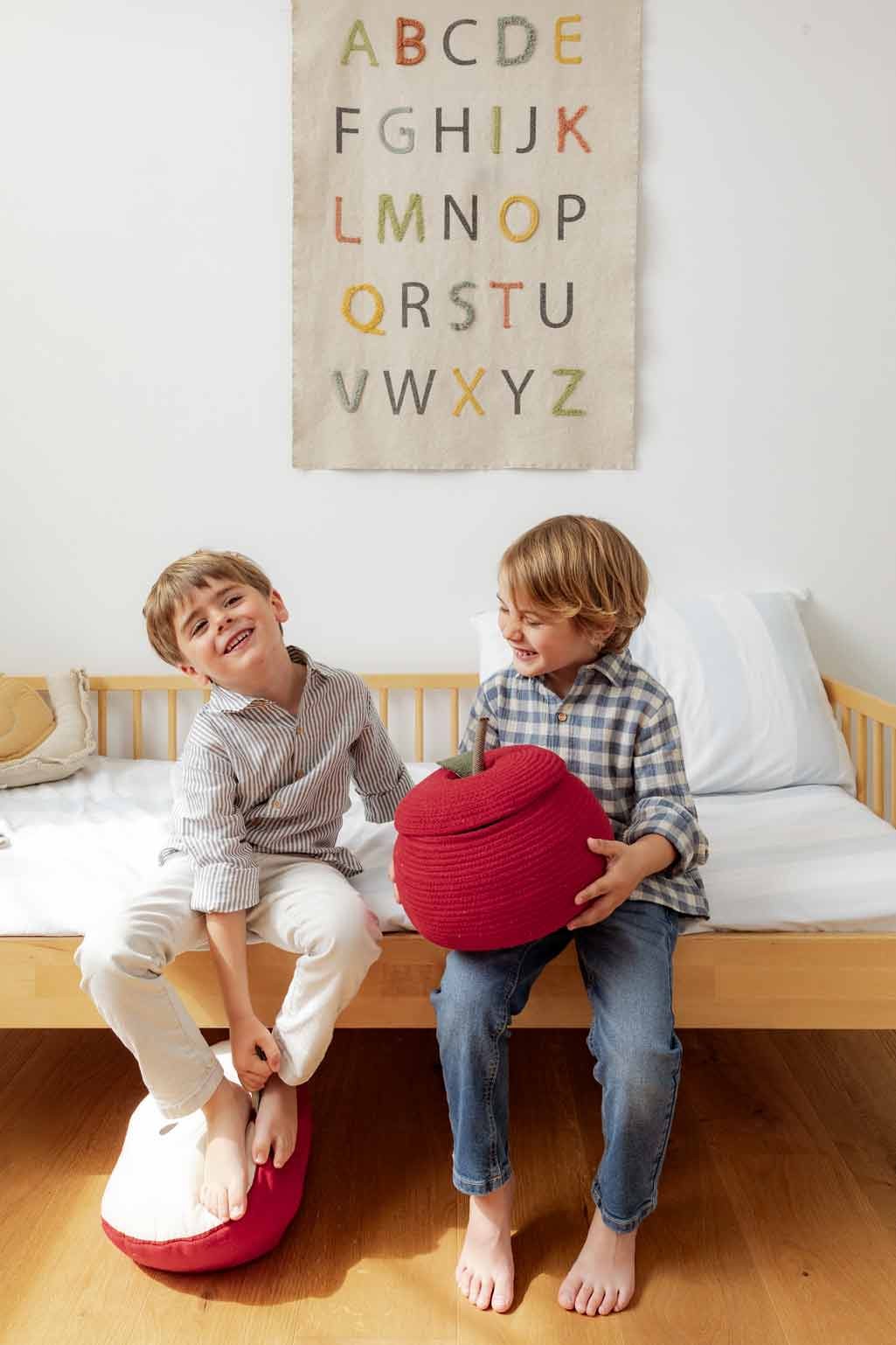 Cesta | Apple