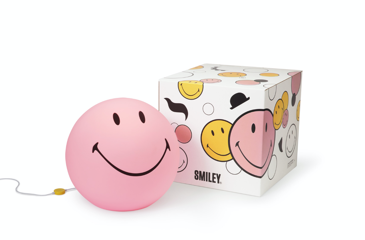 (未使用･未開封品)　スマイルキッズ(SMILE KIDS) 押したら点灯ランタン ピンク ALA-4301 tu1jdyt スマイルキッズ(SMILE KIDS) 押したら点灯ランタン ピンク ALA-4301