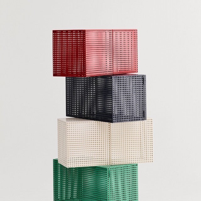 Armario mural | Perforated Cabinet