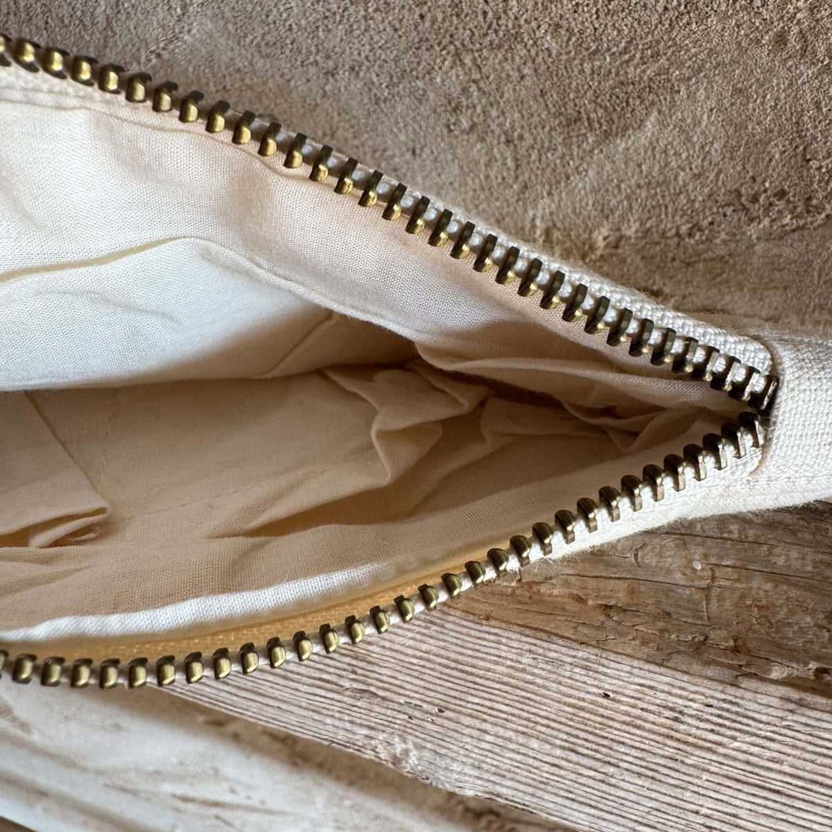 Bolso de mano con cremallera Akira